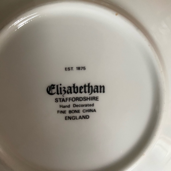 Vintage Elizabethan Fine Bone China Mug & Saucer Staffordshire Hand Decorated - Picture 4 of 5